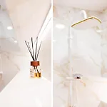 Butas Modernus Butas Prie Ezero *