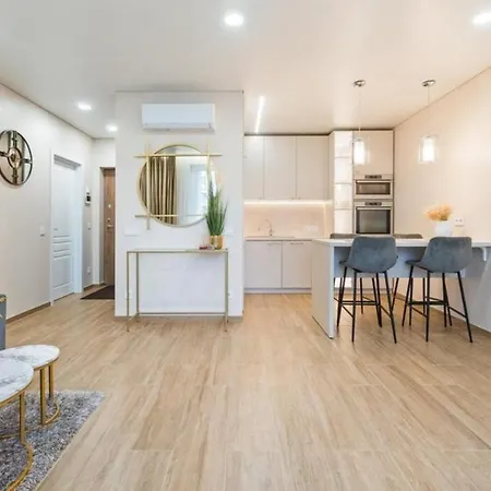 Modernus Butas Prie Ezero Apartment Vilnius