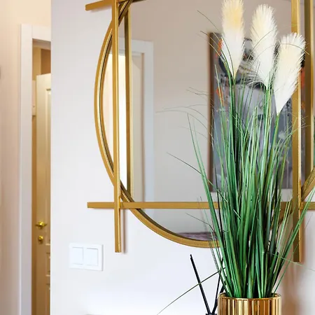 Modernus Apartamentai Prie Ezero Lejlighed *
