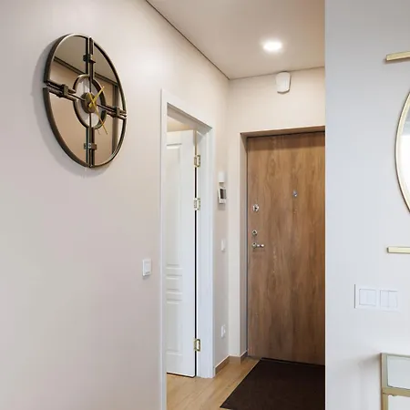 Modernus Butas Prie Ezero Апартаменты Вильнюс