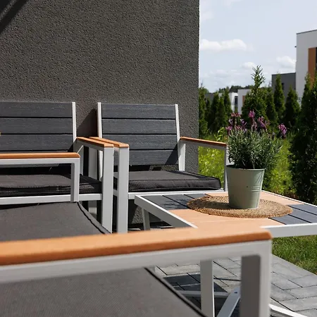 Modernus Butas Prie Ezero * Вильнюс