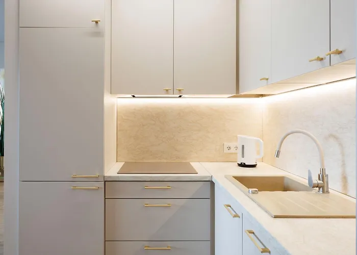 Modernus Butas Prie Ezero * Вільнюс